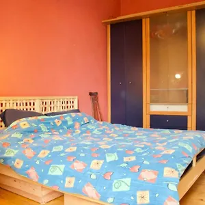 Classic Flat In The Heart Of Morningside Edinburgh